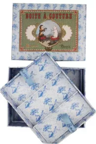 Boîte à Couture Vide Chien Et Chat Pelotant