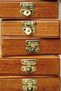 Boîte Bois Miniature Boutons Corsages Rose 3 Boîte Bois Miniature Boutons Corsages Rose – Image 3