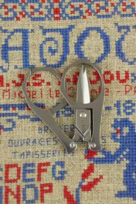 Paire De Ciseaux Broderie Pliante étui Rouge 4 Paire De Ciseaux Broderie Pliante étui Rouge – Image 4