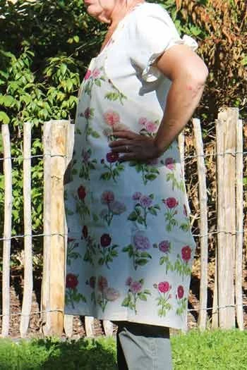 Tablier Japonais Tissu Roses Joséphine 2 Tablier Japonais Tissu Roses Joséphine – Image 2