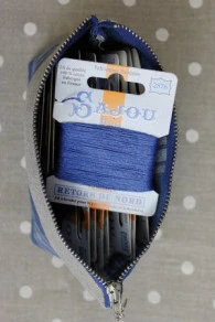 Trousse Lin Carreaux Naturel/bleu 5 Trousse Lin Carreaux Naturel/bleu – Image 5